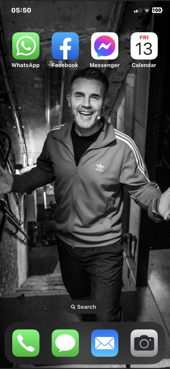 csarahd's tweet photo. @takethat Oh yes ❤️❤️ my screensaver ❤️❤️ https://t.co/R8tqFDbCaX