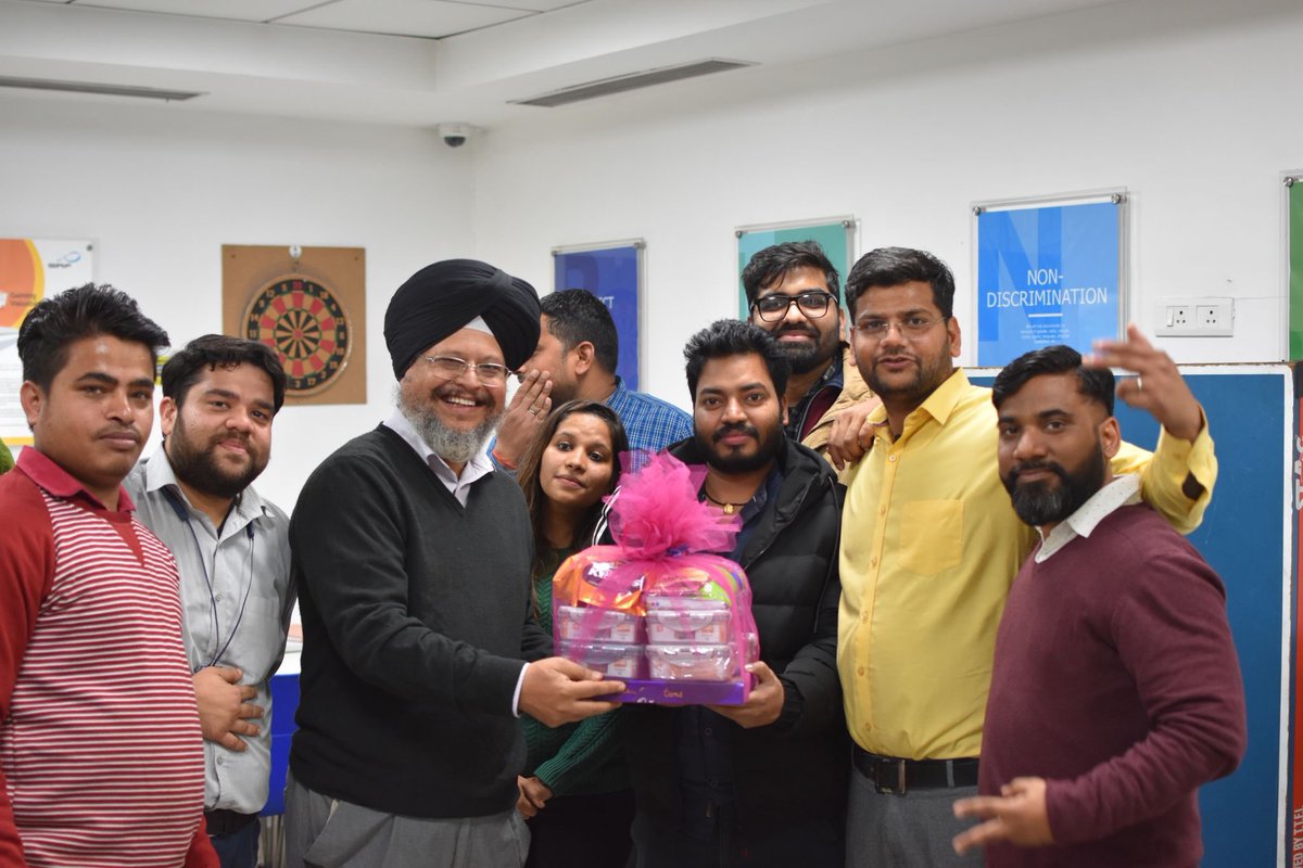srflimited's tweet photo. At #SRF, we have happy hours, corporate outings, custom training programs, award events and much more for our people to experience a healthy employee-centric culture at the workplace.
Here’s a glimpse of our Shared Services Centre team having a good time at work!
#LifeAtSRF https://t.co/VQOkJ6mk3C