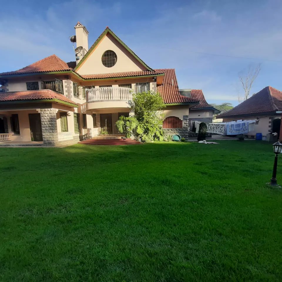 thelushrealtors's tweet photo. KAREN- 4 bedroom house for sale

Spacious 4 bedrooms all ensuite
Sitting on half an acre
Dsq for 2
Well maintained gardens

Asking 80M negotiable

#houseforsale #realestate #karenproperties #affordablehousing #home #karen https://t.co/soSIXrmRWF