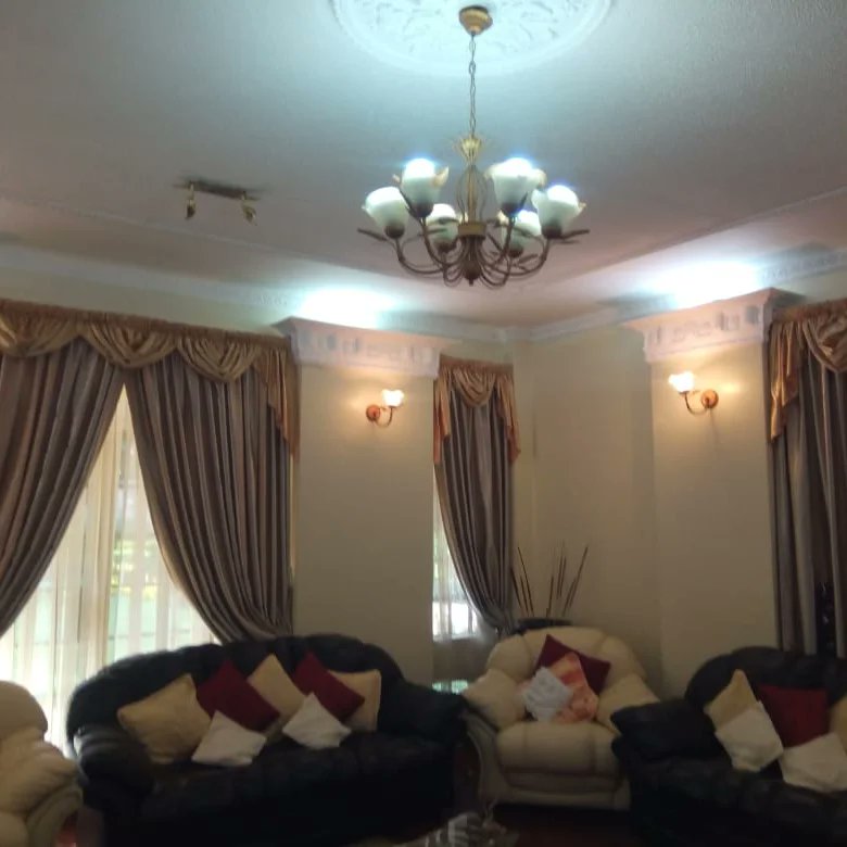 thelushrealtors's tweet photo. KAREN- 4 bedroom house for sale

Spacious 4 bedrooms all ensuite
Sitting on half an acre
Dsq for 2
Well maintained gardens

Asking 80M negotiable

#houseforsale #realestate #karenproperties #affordablehousing #home #karen https://t.co/soSIXrmRWF