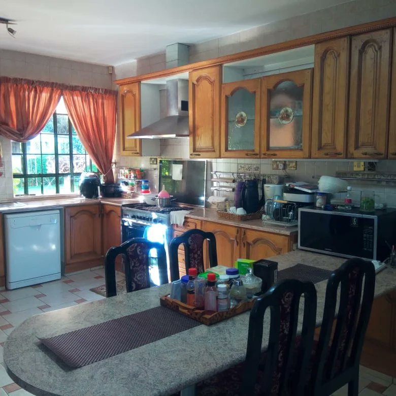 thelushrealtors's tweet photo. KAREN- 4 bedroom house for sale

Spacious 4 bedrooms all ensuite
Sitting on half an acre
Dsq for 2
Well maintained gardens

Asking 80M negotiable

#houseforsale #realestate #karenproperties #affordablehousing #home #karen https://t.co/soSIXrmRWF