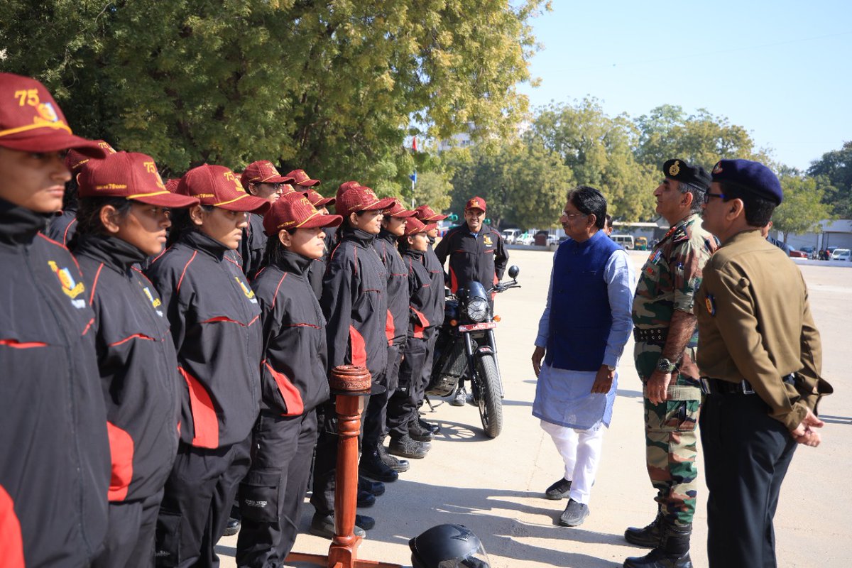pruthaaa_patel's tweet photo. #NCCJawaMotorcyclerally flagged in at Ahmedabad by H'ble Edn Minister. Day 2 of SALT SE SOFTWARE KA SAFAR which started from  Dandi on 15 Jan. Ab DILLI dur nahin...
@HQ_DG_NCC
@DefencePRO_Guj
@CMOGuj
@GovernorofGuj
@ArvindKapoorTYG
@NCC_Dte_Gujarat
@jawamotorcycles
@yezdiforever https://t.co/MnHgtKnR8z