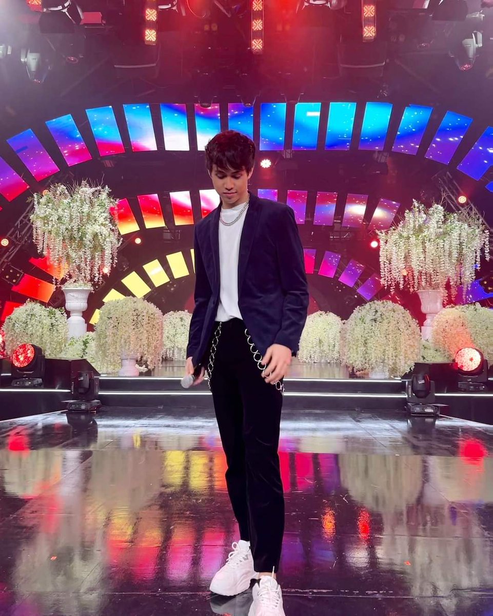 KICEglobal's tweet image. You're feeling awkward but you also look so adorable that it doesn't even matter. 💜

Taken from @kiceisnice's Facebook and Instagram account. Head over there to see more of this cutie! 

m.facebook.com/story.php?stor…

instagram.com/p/CneJdY_Sivn/…

#Kice #KiceGlobal