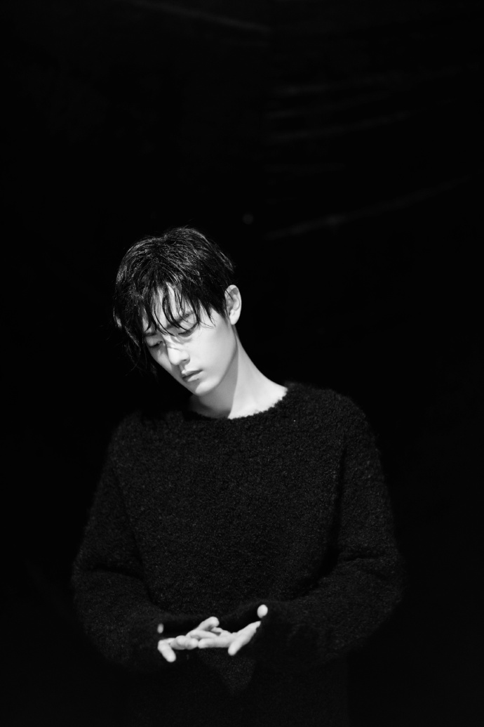 dailyxiaozhan's tweet photo. Good Night 🌜
#XiaoZhan https://t.co/due7MzT1wA