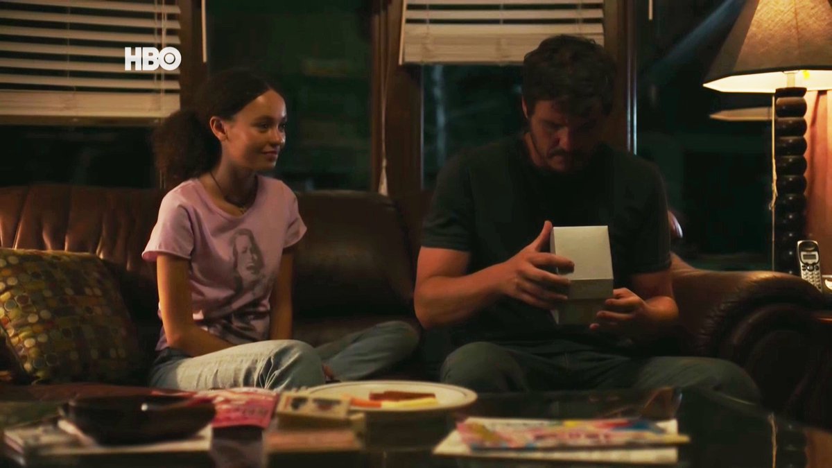 TheLastOfUsBR's tweet photo. As roupas, iluminação, diálogos. 💜
#TheLastOfUs https://t.co/XgZKylvwgM
