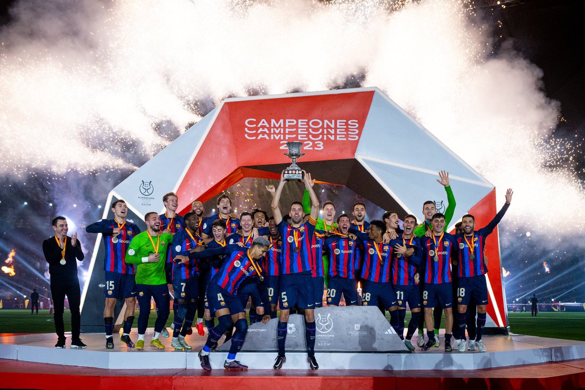jkeey4's tweet photo. ¡SuperCampeones de España!
Primer trofeu amb la samarreta blaugrana ✅ 🔵🔴
Vamos a por más Culers 😤 https://t.co/futqW6XJcw