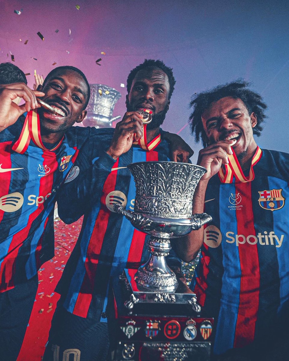 jkeey4's tweet photo. ¡SuperCampeones de España!
Primer trofeu amb la samarreta blaugrana ✅ 🔵🔴
Vamos a por más Culers 😤 https://t.co/futqW6XJcw