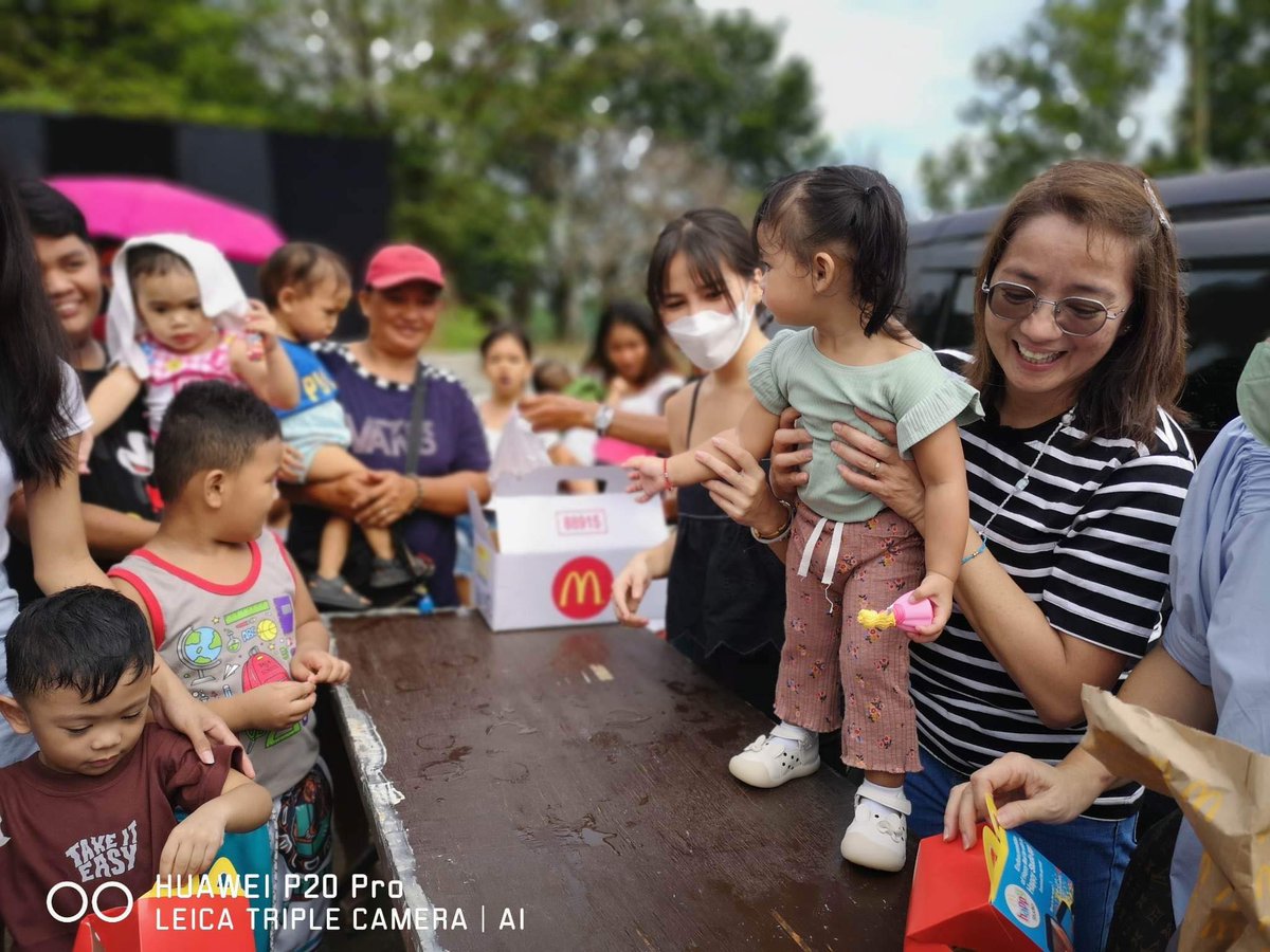 ELISSEsifieds's tweet image. Yearly -Thanksgiving of Joson Family at Pugadlawin Samal, Bataan @ElisseJoson 

#JOSONFAMILY #ELISSE #FELIZE #YEARLYTHANKSGIVING #BATAAN #SAMALBATAAN