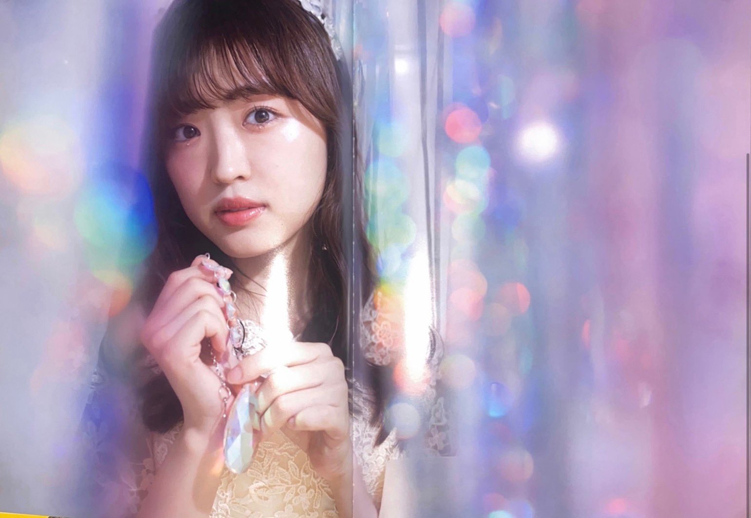 春名真依　透明な華 