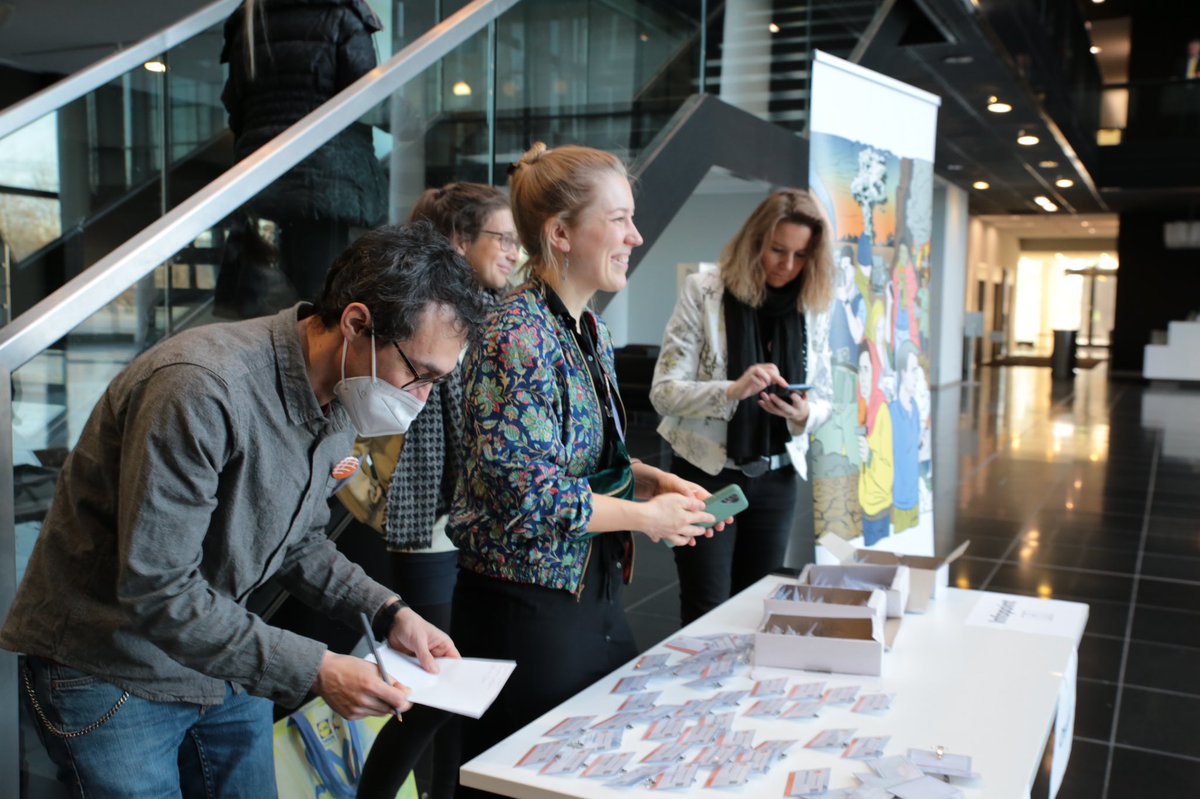 j_network's tweet photo. Zwei Tage, 200 Teilnehmer*innen, 15 Workshops u Debatten: das war der Tag des Auslandsjournalismus #tda23 in München. Vielen Dank an unsere Partner @weltreporter @Freischreiber @nrecherche, an die @SZ u das @amerikahaus als Gastgeber, an Förderer &amp; Sponsoren, besonderen Dank... https://t.co/54C3ftgrlt