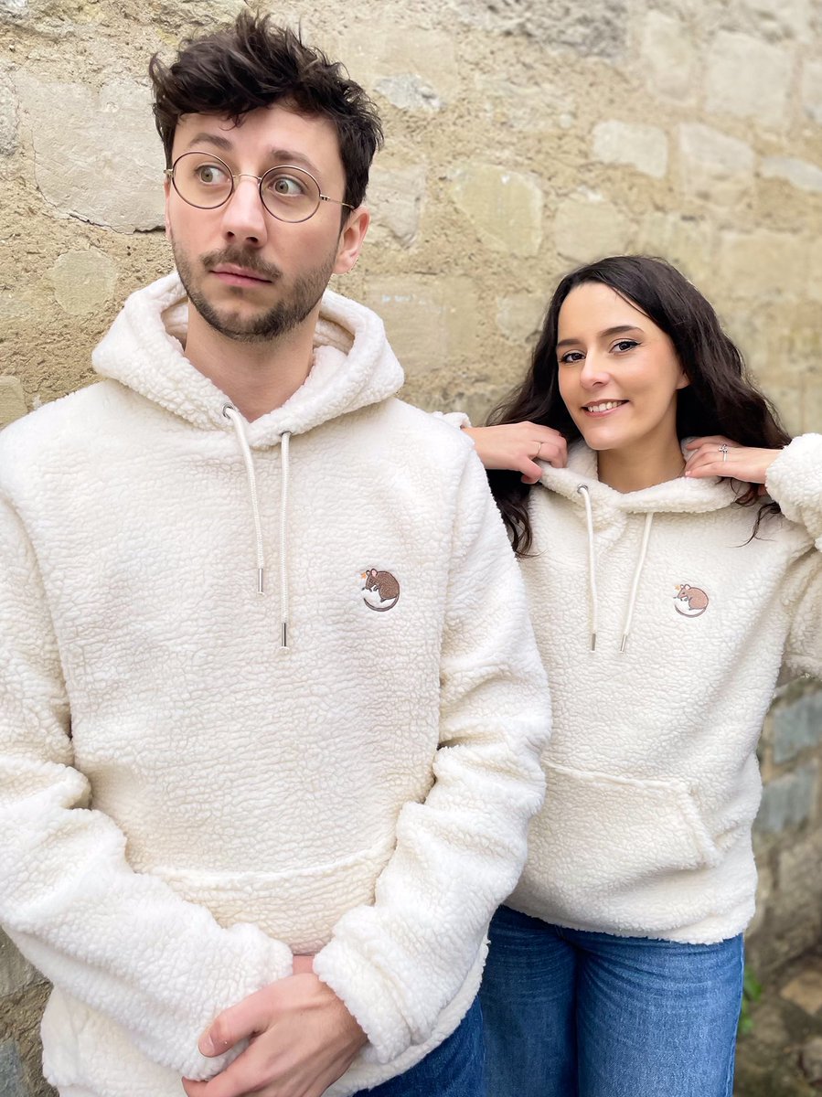 ultiaa's tweet photo. 🧸nouveauté sur la boutique🧸

un hoodie sherpa tout doux pour passer l’hiver (également restock des hoodies plaid et dernière chance de vous procurer une bougie senteur pain d’épices 🌲 ) 

https://t.co/VqMdbzFK2y https://t.co/I7fu1v0PL2