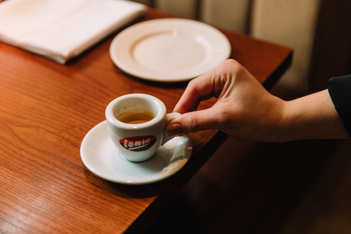 Start your week the Italian way...☕

#mondaycoffee #italianstyle #coffeetime #coffeelover #italianrestaurant #coffeebreak #birminghamrestaurant #jewelleryquarter #birminghamindependents