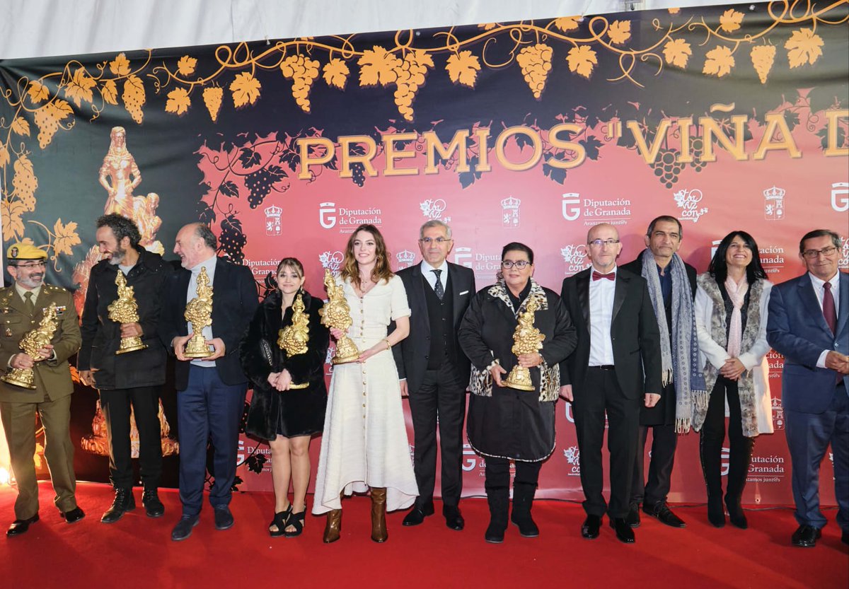 InmaLopez14's tweet photo. El pasado viernes asistí a la Gala de los Premios Viña de Oro en Torvizcón. Gracias a su alcalde, @DavidTorvizcon , por realizar este acto haciendo de su municipio un auténtico referente para destacar la gran labor de l@s reconocidos en sus distintas facetas 👏👏 https://t.co/gIPDKv2aJ2