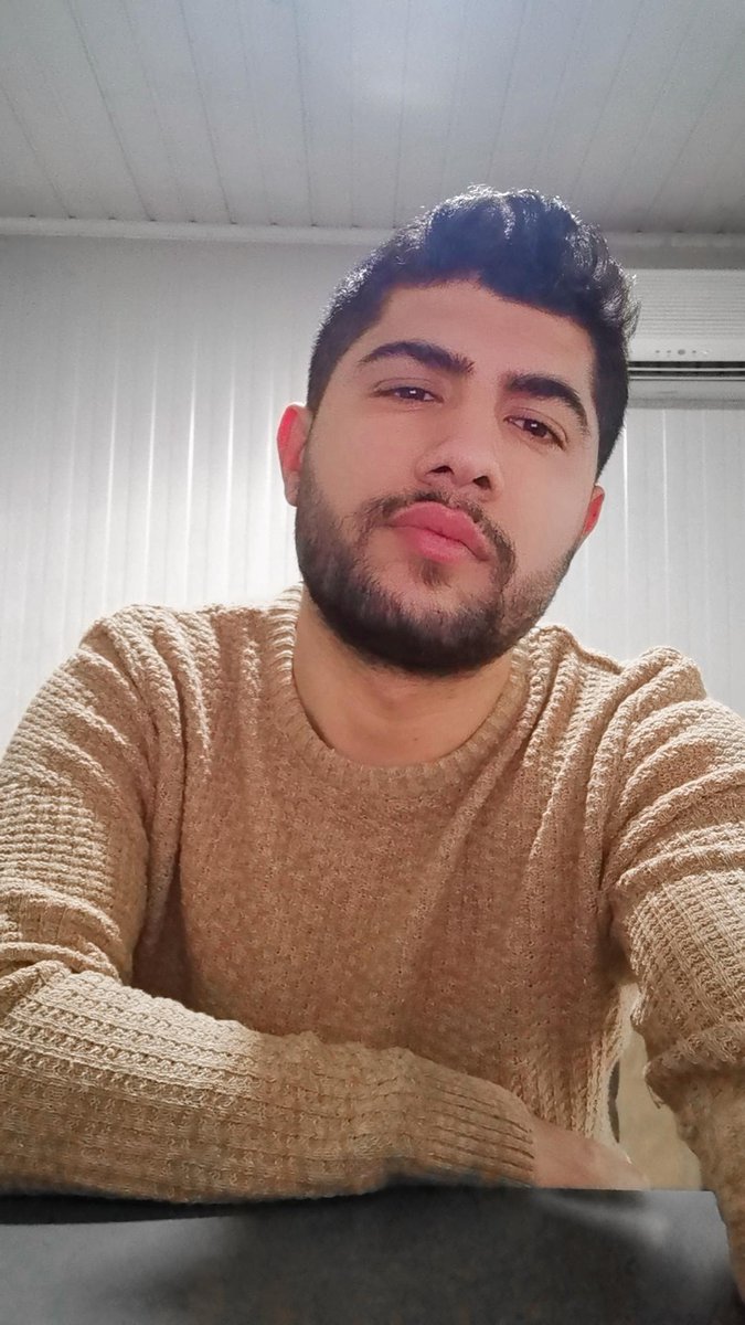 Resit_kenan's tweet photo. Hello pazartesi sendromu gerçekten varmış 😂 https://t.co/WFYVFIqU8x