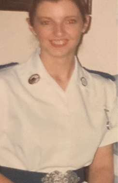 rdash_nhs's tweet photo. Congratulations to our colleague Tracey Long, a new Queen's Nurse, who left school with two 'O' levels and is now studying for a PhD, proving that learning is for life. Story here: https://t.co/CIIXgz8Dx4 @KathLavery @TheQNI @NHSNEY @MyDoncaster https://t.co/sVLv3rlu3w