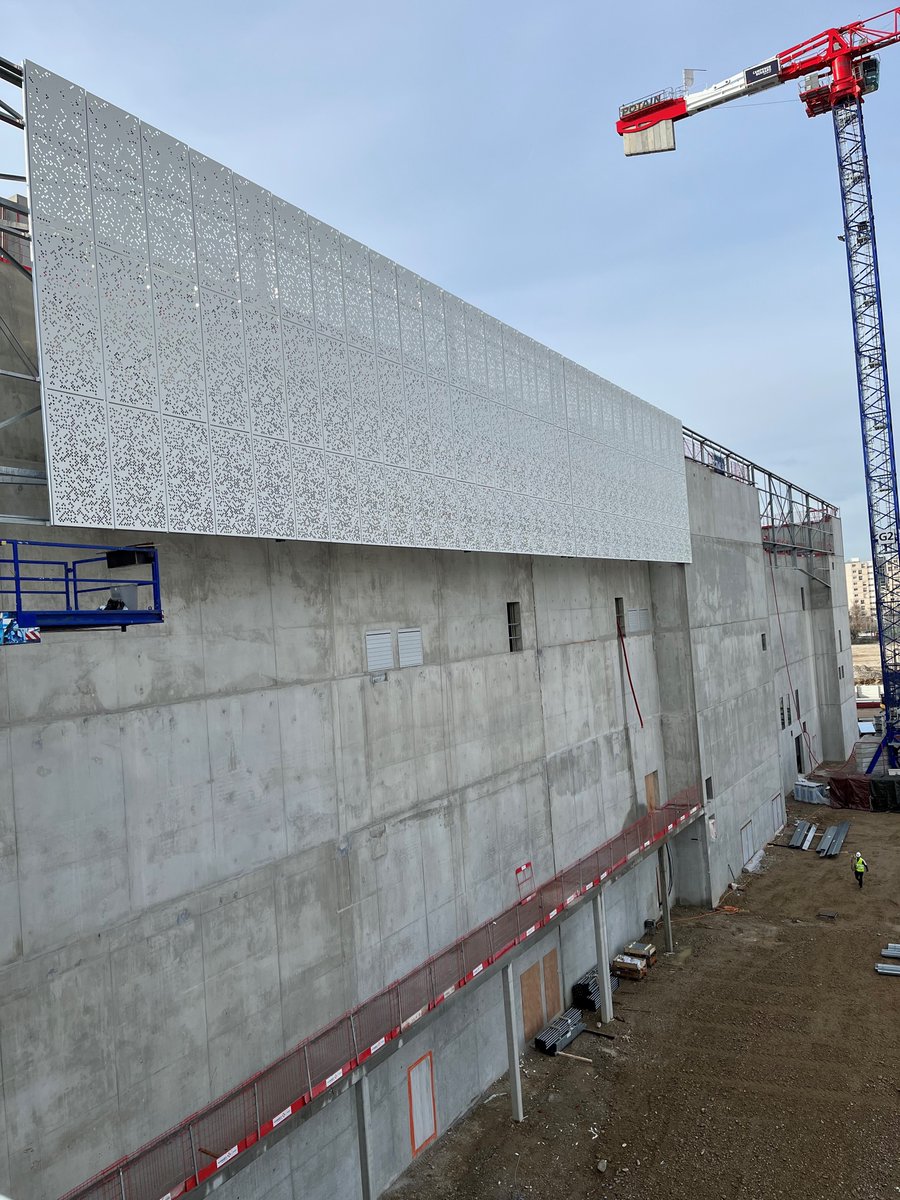 GroupeLDLC's tweet image. Le chantier de la @LDLC_Arena avance... et est dans les temps ! Dans un an, nous assisterons aux premiers spectacles, matchs de @LDLCASVEL ou de @LDLC_OL ... On a hâte !