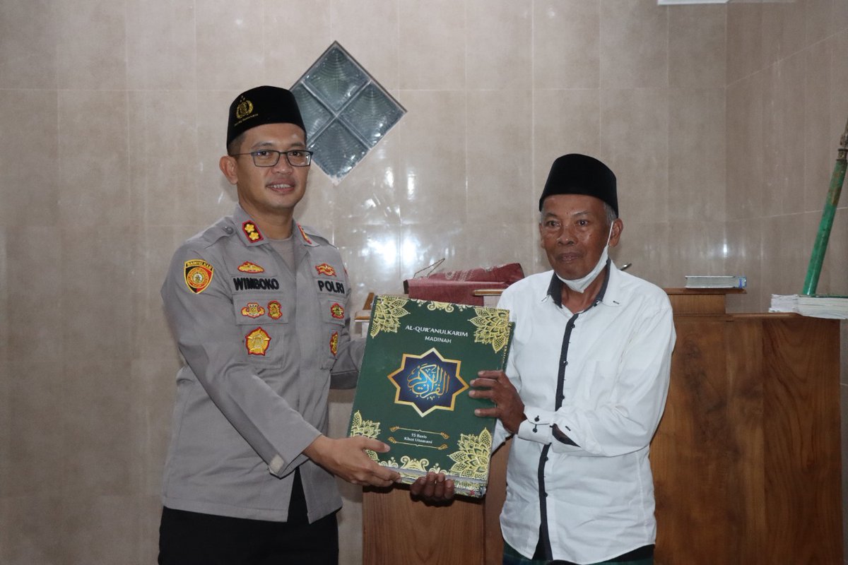 Polres Bondowoso Cegah Gangguan Kamtibmas di Tahun Politik Dengan “Suling” dlvr.it/SgxjSR