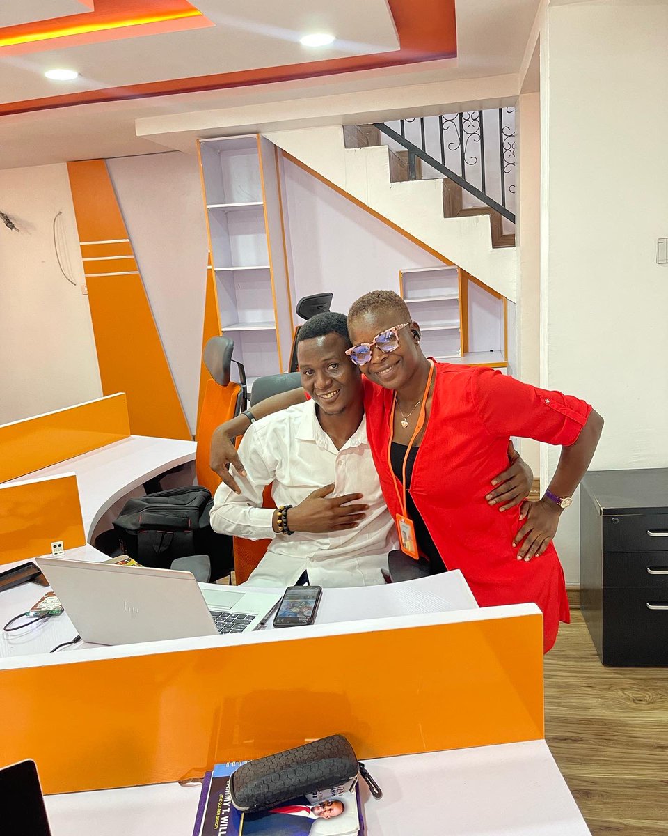 knewrow's tweet photo. Back to the office like we never left 🤭. These two decided to tension us after enduring the just concluded matching pajamas era 😩but our God is good. He will do our own for us. Also peep our new orange space 😍 #kpi #knewrow #performancemanagement #fakecouple https://t.co/l4ZDLdv9GJ