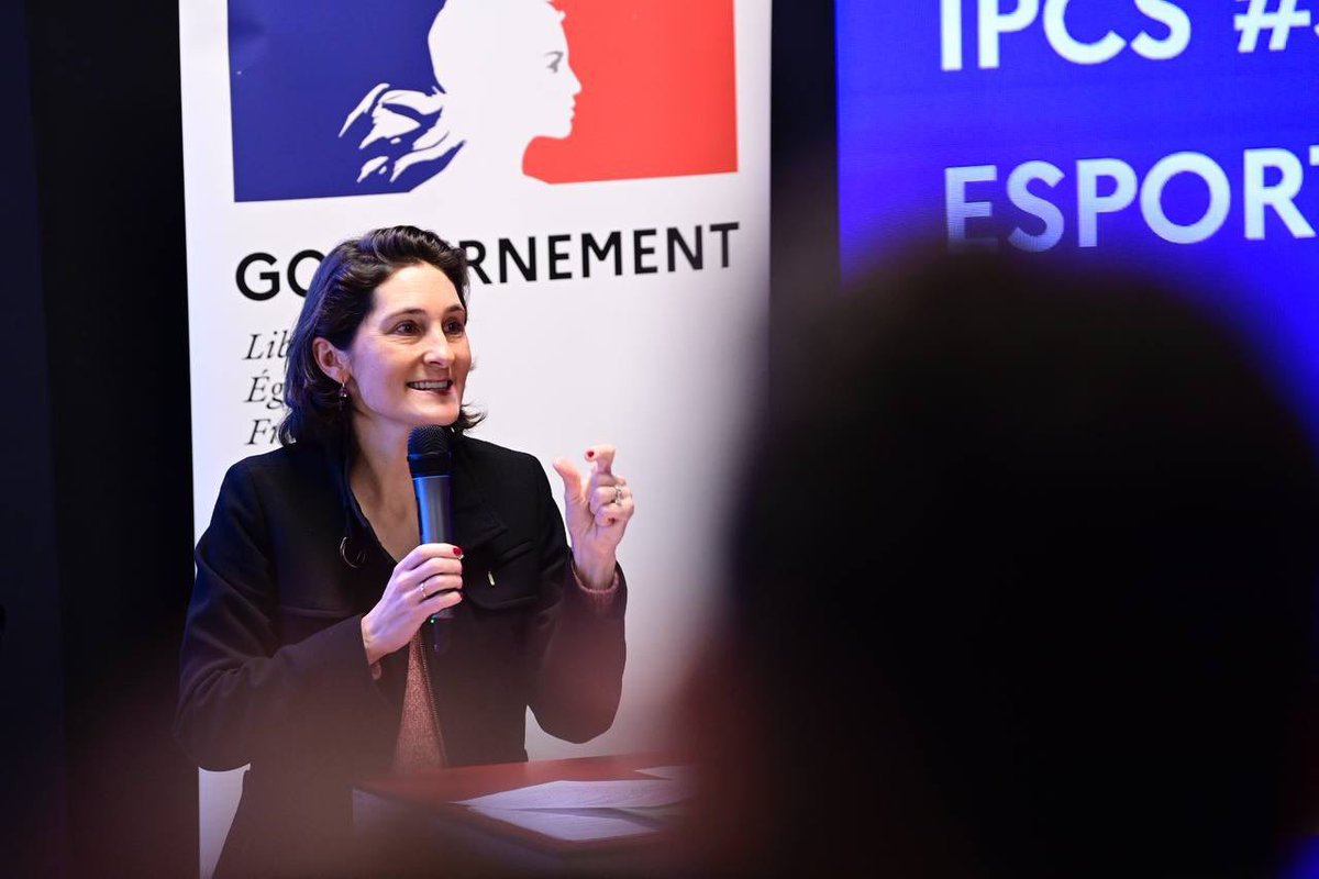 Amélie Oudéa-Castéra tweet media