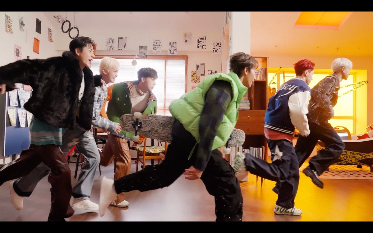 Official_Ozone_'s tweet photo. Ozone - ‘想跟你就這樣靠得越來越近’ Official MV
January 18, 2023 8PM (GMT+8)
就等你說可以ヾ(*OAO*)ノ
▶ https://t.co/y79ugTa5wo
#Ozone
#Ozone想跟你就這樣靠得越來越近
#想跟你就這樣靠得越來越近
#CantControlIt
#🦄 https://t.co/cGolT2y0W4