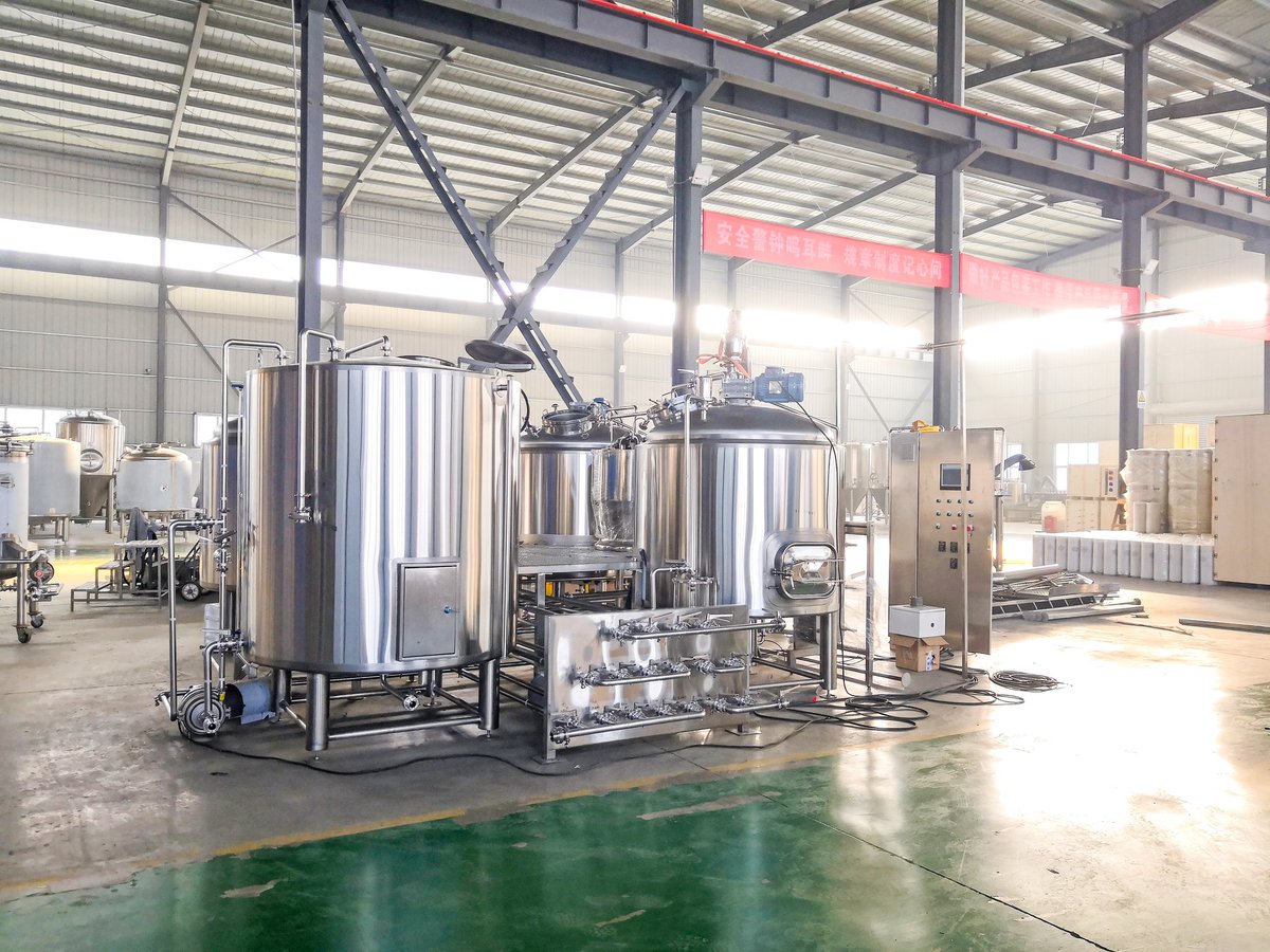 HelenLiu2018's tweet image. Tonsen tanks in production~if you need any beer equipment, wine equipment, whiskey equipment, or other brewhouse or fermentation tank, contact us! 
Email: helen@tonsenbrew.com
WhatsApp: +86 153 1556 2731
#fermenter #beerbrewing #brewingco #unitank #brewingequipment #craftbeer