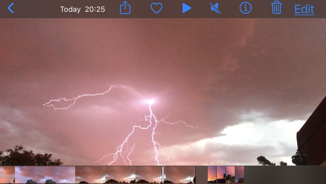 oystar3's tweet photo. @VicStormChasers @AusNetServices @PowercorAust @vicsesnews @CFA_Updates https://t.co/5nwy9Tn5W1