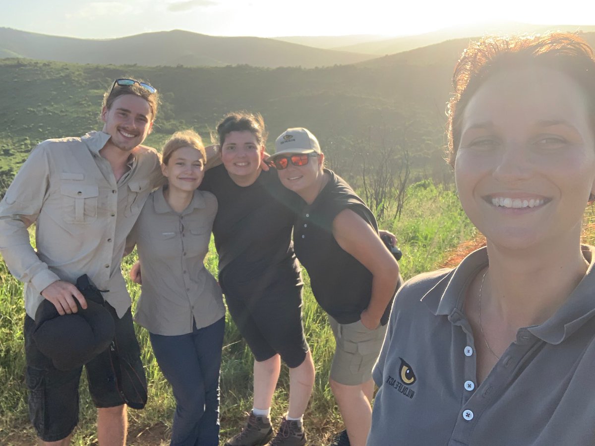 A warm hello from Hluhluwe! ☀️ Wishing you a wonderful week ahead.