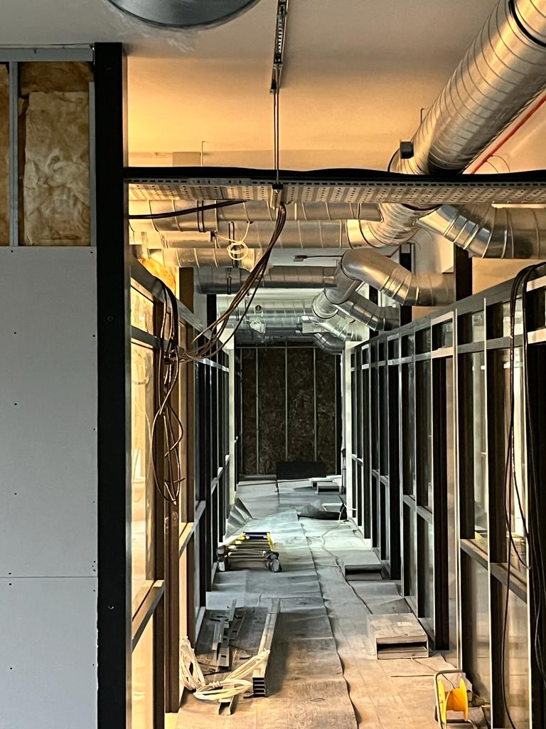 Nwb100's tweet photo. The Dolphin Center Poole
•Roof works now complete
•Internal fit out works starting to take shape, M&amp;E installation, partitioning and resin flooring https://t.co/oF3yV72QT9