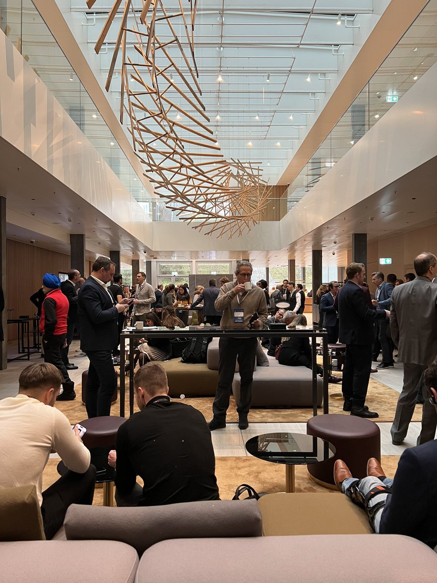 Fiat24Official's tweet photo. Gm from Crypto Summit @smartvalorinc in Zurich! #crypto #summit #build https://t.co/gOcG28R2V9