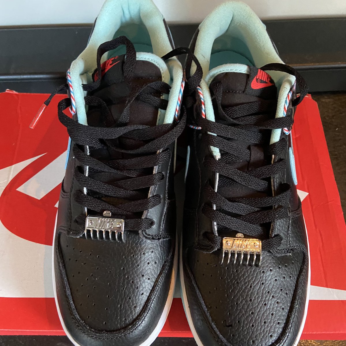 _nriq's tweet photo. Eto pa po!

Nike Dunk Low Retro SE ‘Barbershop’ — Size 10 US

Price: ₱4500

With box &amp; never been used

RFS: Bought a wrong size &amp; for Emergency

DM for more details!! https://t.co/3vSAWSKemh
