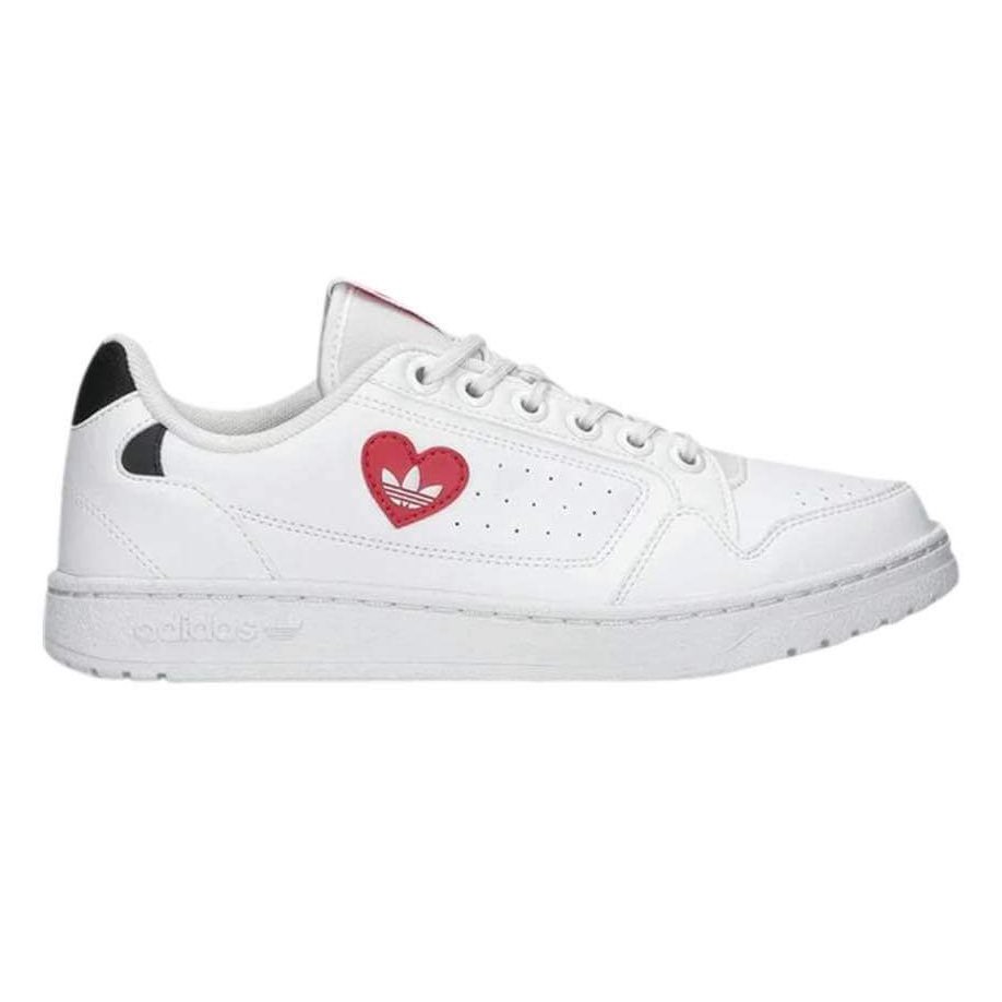 _nriq's tweet photo. Hello oomfies, baka may gusto bumili!

Adidas Originals NY 90 ‘Heart Logo’ — Size 10.5 US

Price: ₱3000

With box, used twice.

RFS: Emergency (for school)

Please spread the word!! 🫶🏻🤍 https://t.co/kDaSfwp3o5