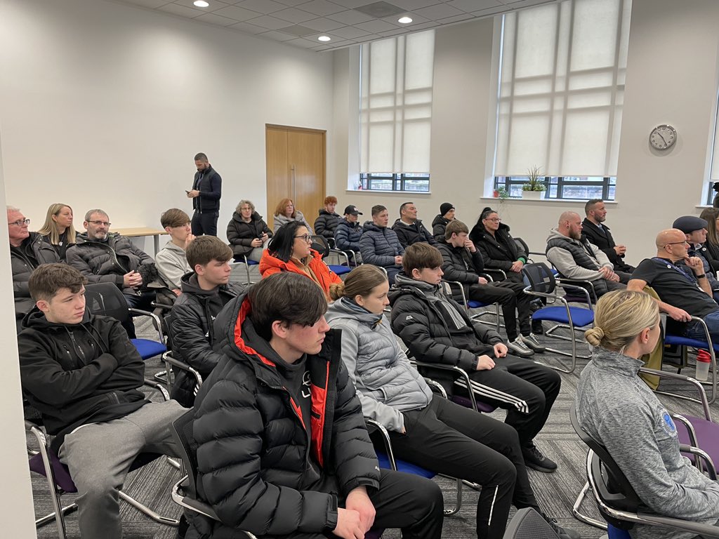 Fantastic to welcome <a href="/TonyBellew/">Tony Bellew</a> and <a href="/MeatballMolly/">Molly McCann</a> to campus this morning to meet 20 young people looking for employment via <a href="/WDGU_SEE/">Weapons Down Gloves Up ⚪️</a> 🥊 Programme starts 23rd Jan for 16-24 year olds - get in touch to get involved!