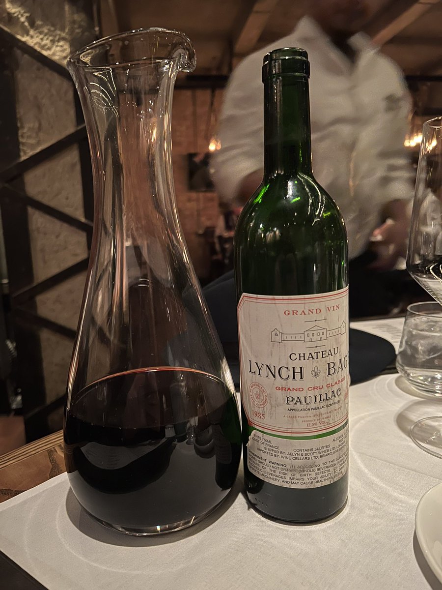 ForestieriR's tweet photo. @JamesSuckling Also over the weekend enjoyed a 1985 #chateaulynchbages leather plum earthy beautifully balanced acidity and tannins hints of mint and truffle velvet decadence https://t.co/3dtsVmnuvH