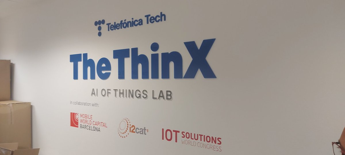 Avui visitem The Thinx de @telefonica a Barcelona amb tots els col.labradors de la vertical de Talent de l'àrea 5G de Terres de l'ebre. Talent i Territori de la mà. #SomFP <a href="/universitatURV/">Universitat Rovira i Virgili</a> <a href="/impulsfp/">ImpulsFP 💡</a> <a href="/CetTarragona/">Campus Educatiu de Tarragona</a> <a href="/ICEURV/">ICE-URV</a> <a href="/i2CAT/">i2CAT Research & Innovation Centre</a> <a href="/coebrelab/">coebrelab</a>