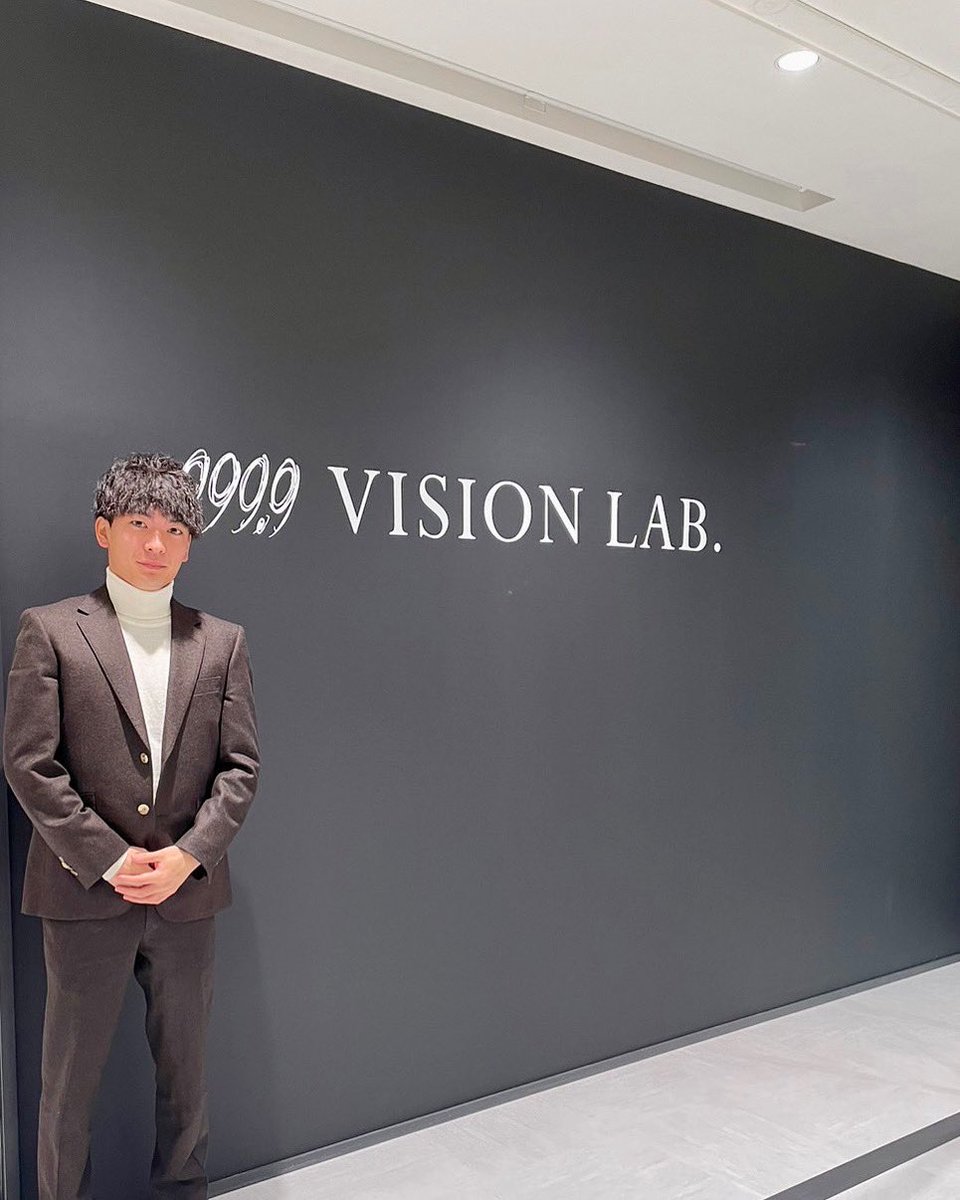 seitanonaka's tweet photo. 999.9様にご挨拶へ👓
様々なカテゴリーを経験して、目の大切さを改めて感じた1年でした。
いつも手厚いサポートをありがとうございます!
#Fournines #SpiritSupport https://t.co/p2KRqqgTeY