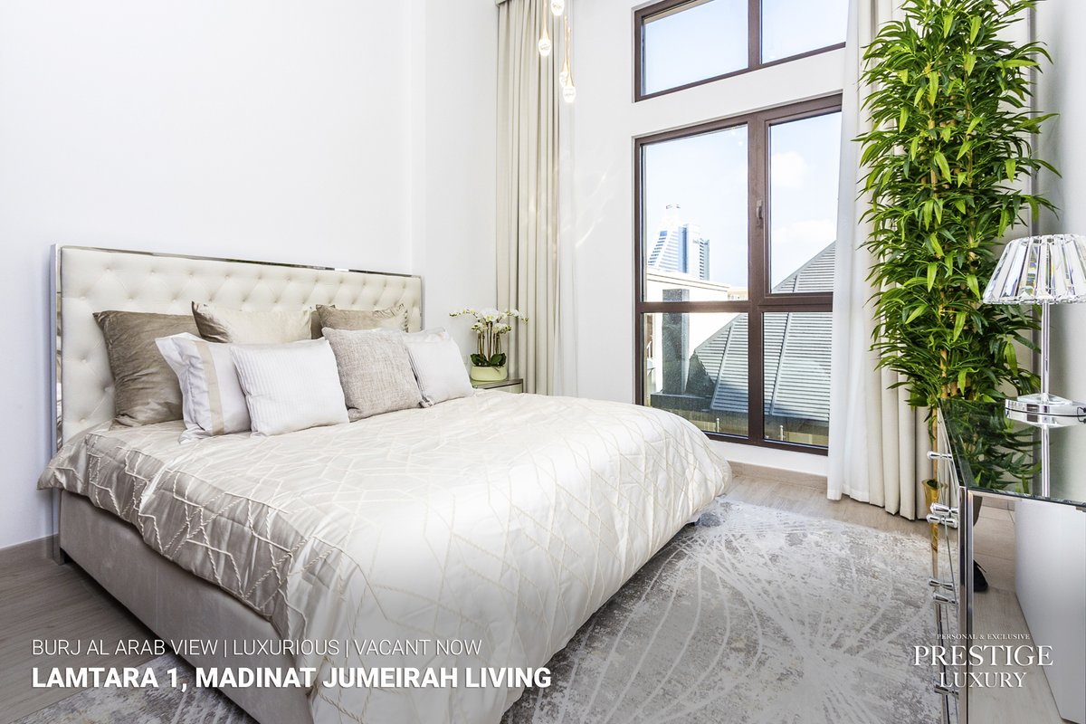This beautifully presented, modern 1 bedroom apartment is available now in Madinat Jumeirah Living! 

✅ Burj Al Arab view
✅ Fully furnished 
✅ Amazing facilities 
✅ Centrally located

Find out more and book your viewing today: bit.ly/3ZwtVCS
