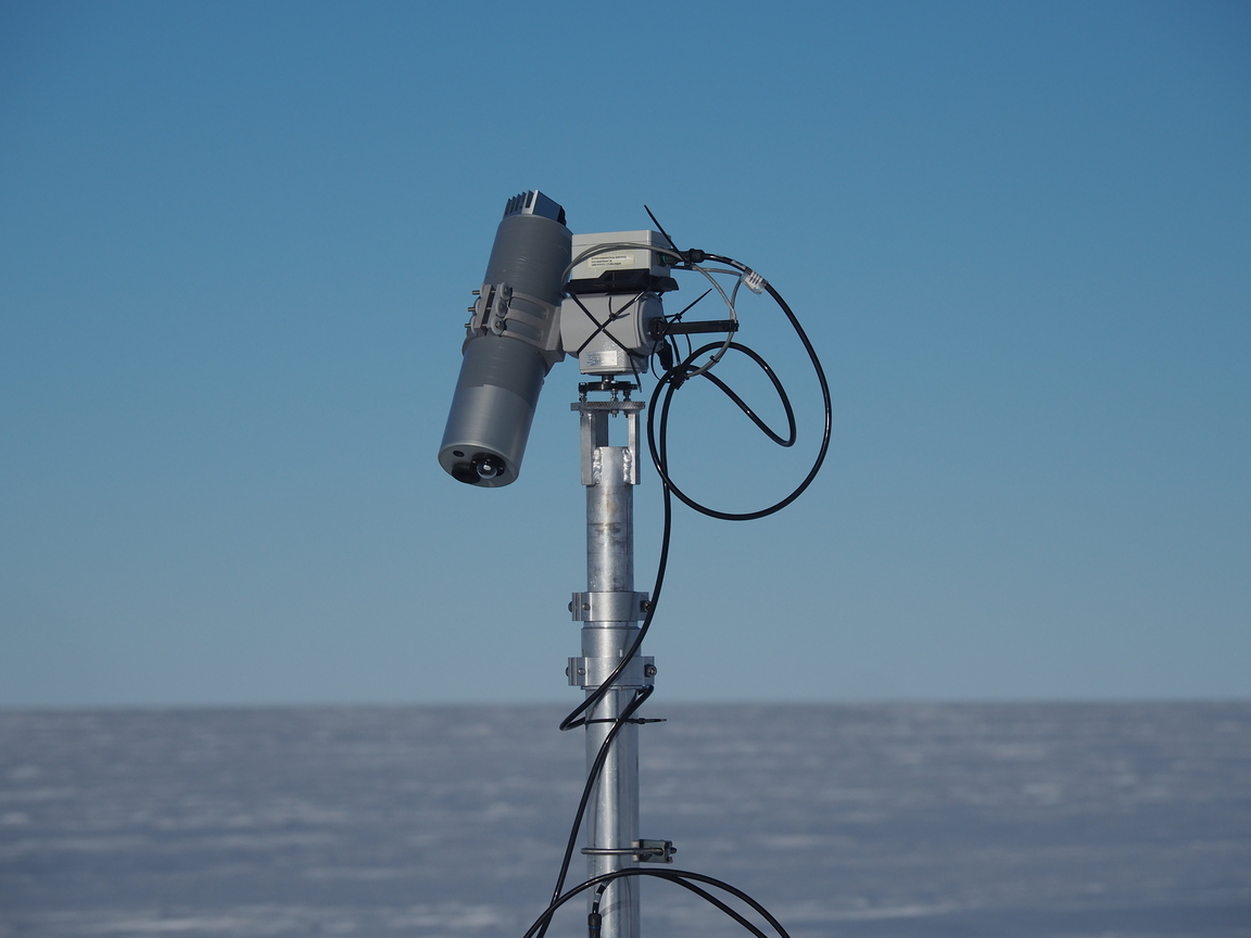 #HYPSTARradiometer successfully deployed this year again at the #PrincessElisabethstation #Antarctica! Thanks a lot to <a href="/PolarFoundation/">International Polar Foundation</a>  for their support and help! Looking forward to the data!