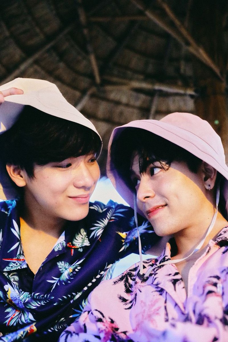 Mii2Rhythm's tweet photo. 📸Mii2 in the beach😘💛💚

🌊🏖 🌅🏝

#Mii2JMTM4thAnniversary
#Mii2 #ยาหอมของมี่ทู
#จิมมี่ทอมมี่ #JimmyTommy
#จมอ่านว่าจอมอ #tommysittichok
📷1️⃣ https://t.co/24REd0DAZ1
