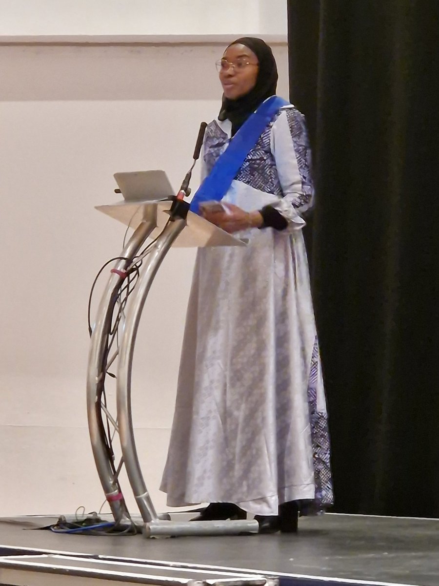 Hannah Lynes (@hannahlynes) on Twitter photo Zenab Barry quoting <a href="/MichelleObama/">Michelle Obama</a> "Our fears are our limits" to launch our maternity service user voice unconference today. <a href="/ZENABBARRY15/">ZENAB BARRY</a> Zenab Barry quoting <a href="/MichelleObama/">Michelle Obama</a> "Our fears are our limits" to launch our maternity service user voice unconference today. <a href="/ZENABBARRY15/">ZENAB BARRY</a>