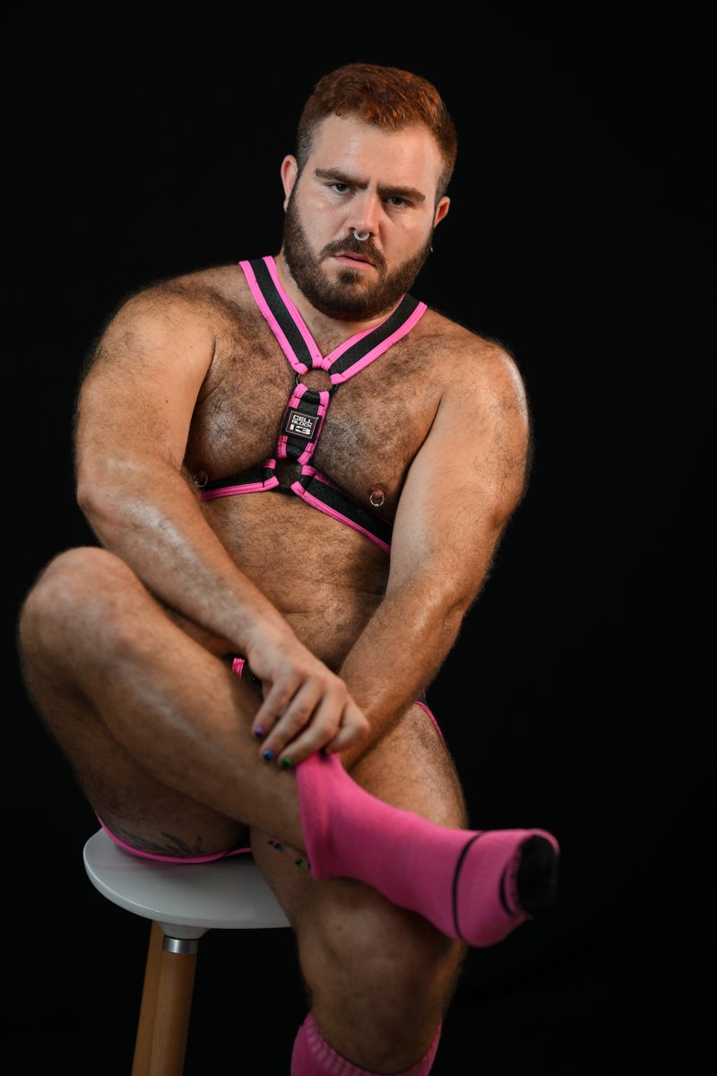 ScruffyStocky's tweet photo. This is me preparing to use all my gear ft. @cellblock13LA https://t.co/r55zHubrgO