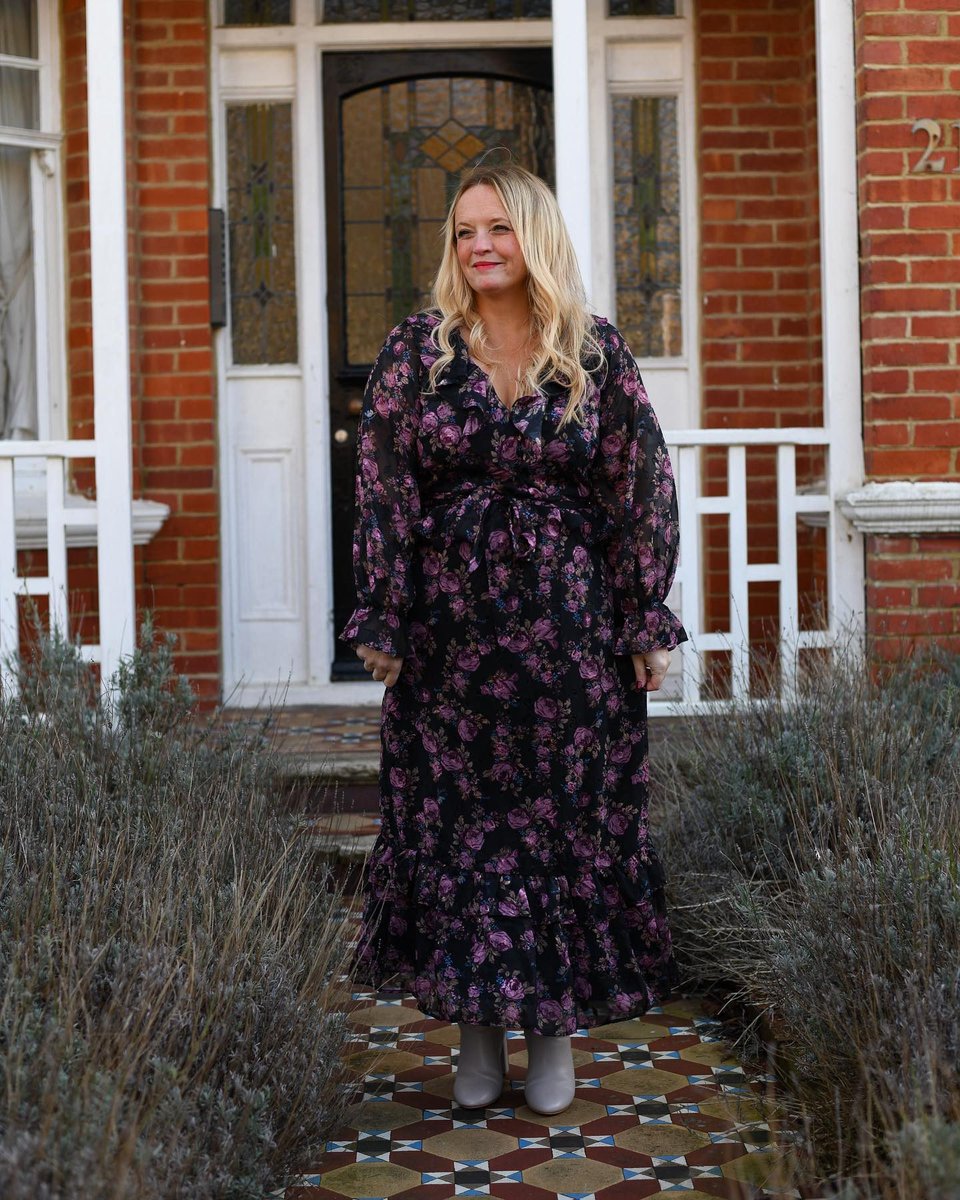 We’re obsessed with @dress_loving_mama in her gorge DP look 🤩✨

dorothyperkins.app.link/no0GlfN7ywb 🛍 ✨

#DPLoves #dorothyperkins #influencerstyle #winteroutfit2022 #floraldress