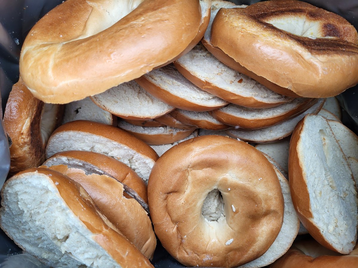 WindmillThrive's tweet photo. Our first free bagel breakfast morning was enjoyed by many of our children in the snow. 
@Windmill_CE_Sch https://t.co/QwFxqklUGs