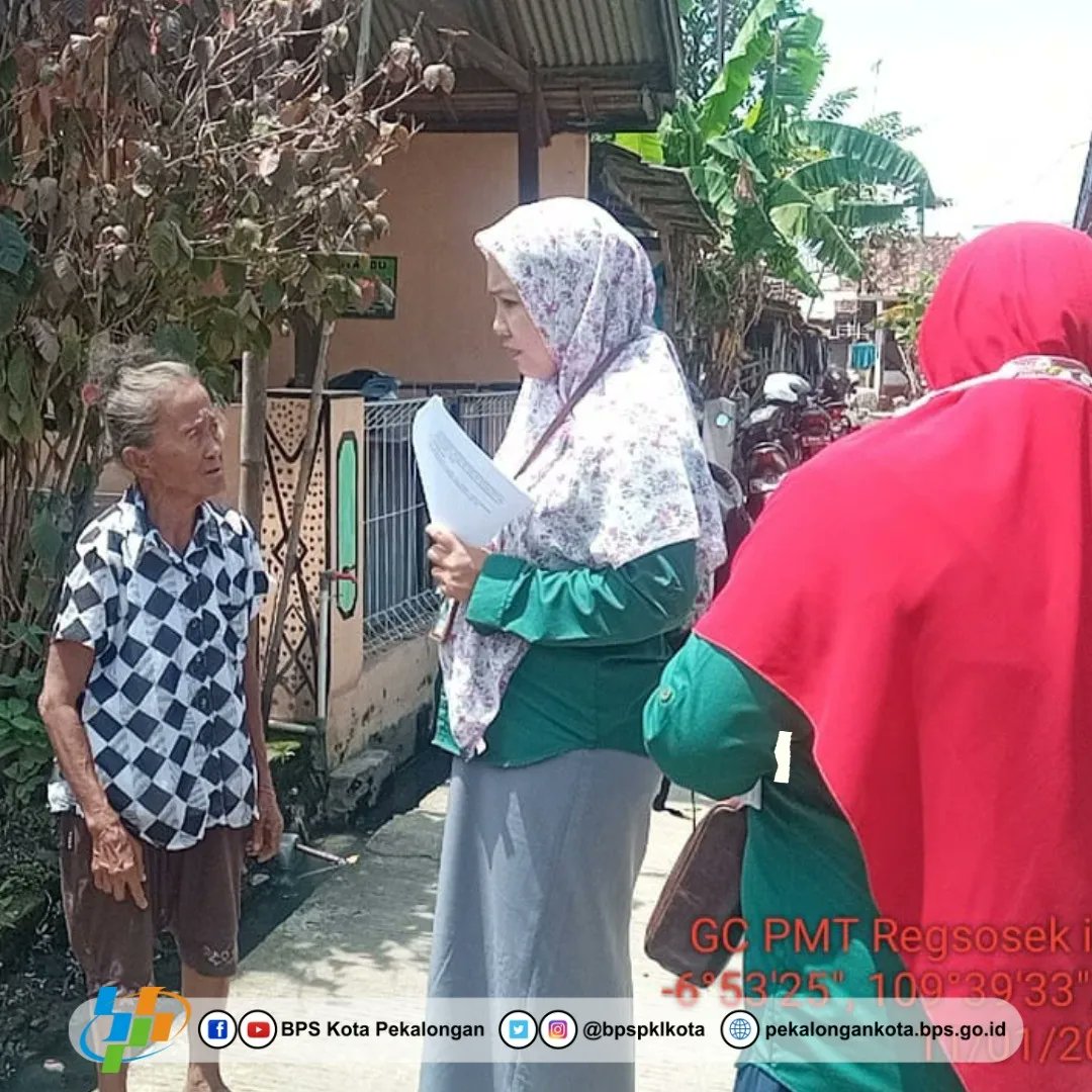 bpspklkota's tweet photo. BPS Kota Pekalongan melaksanakan kegiatan Ground Check (GC) Proxy Means Testing (PMT) Data Regsosek 2022 pada tanggal 11 - 16 Januari 2023. Kegiatan ini dilaksanakan di 4 RT yang tersebar di beberapa kelurahan yang ada di Kota Pekalongan. https://t.co/rwpXATQKx0