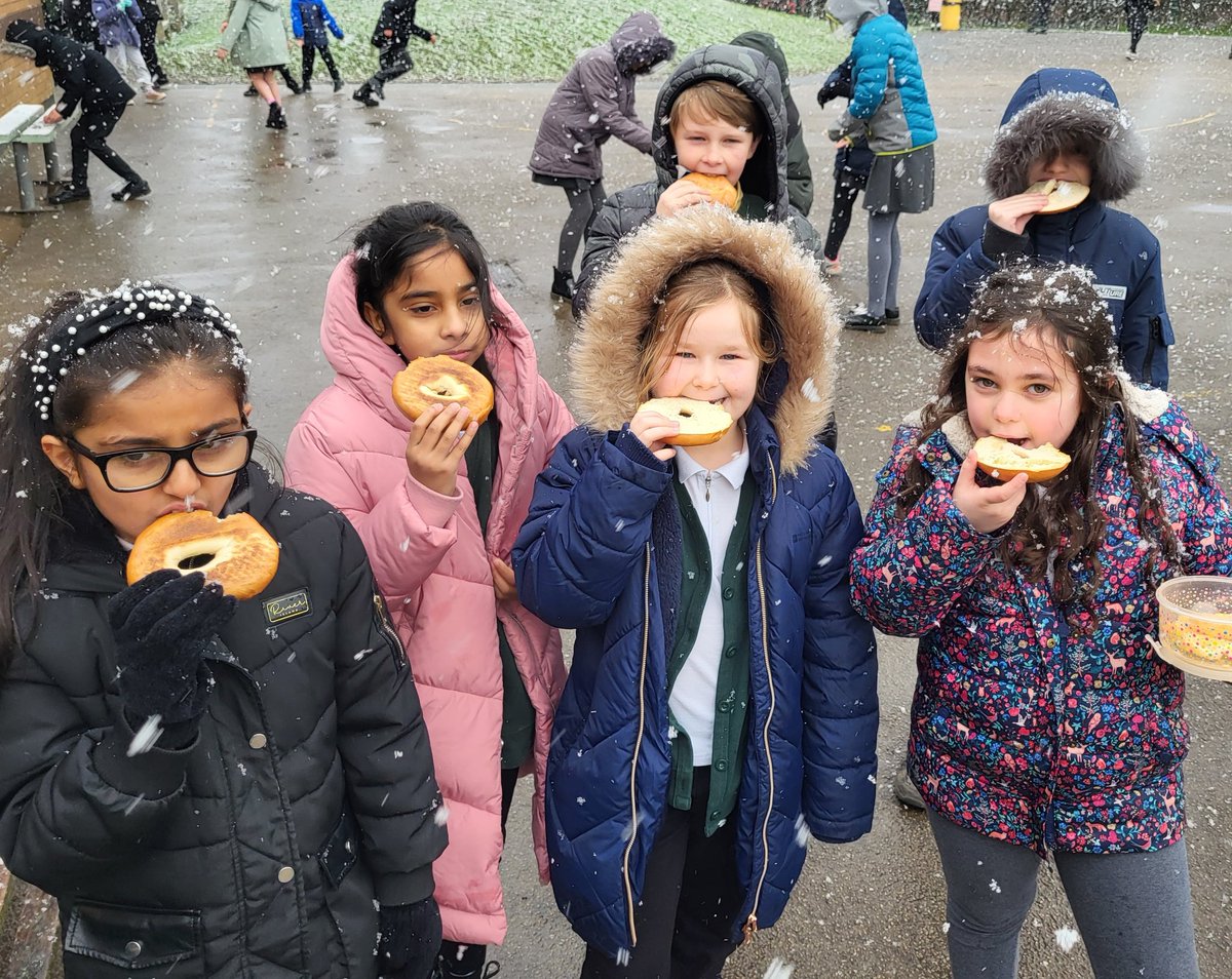Our first free bagel breakfast morning was enjoyed by many of our children in the snow. 
<a href="/Windmill_CE_Sch/">Windmill CE Primary</a>