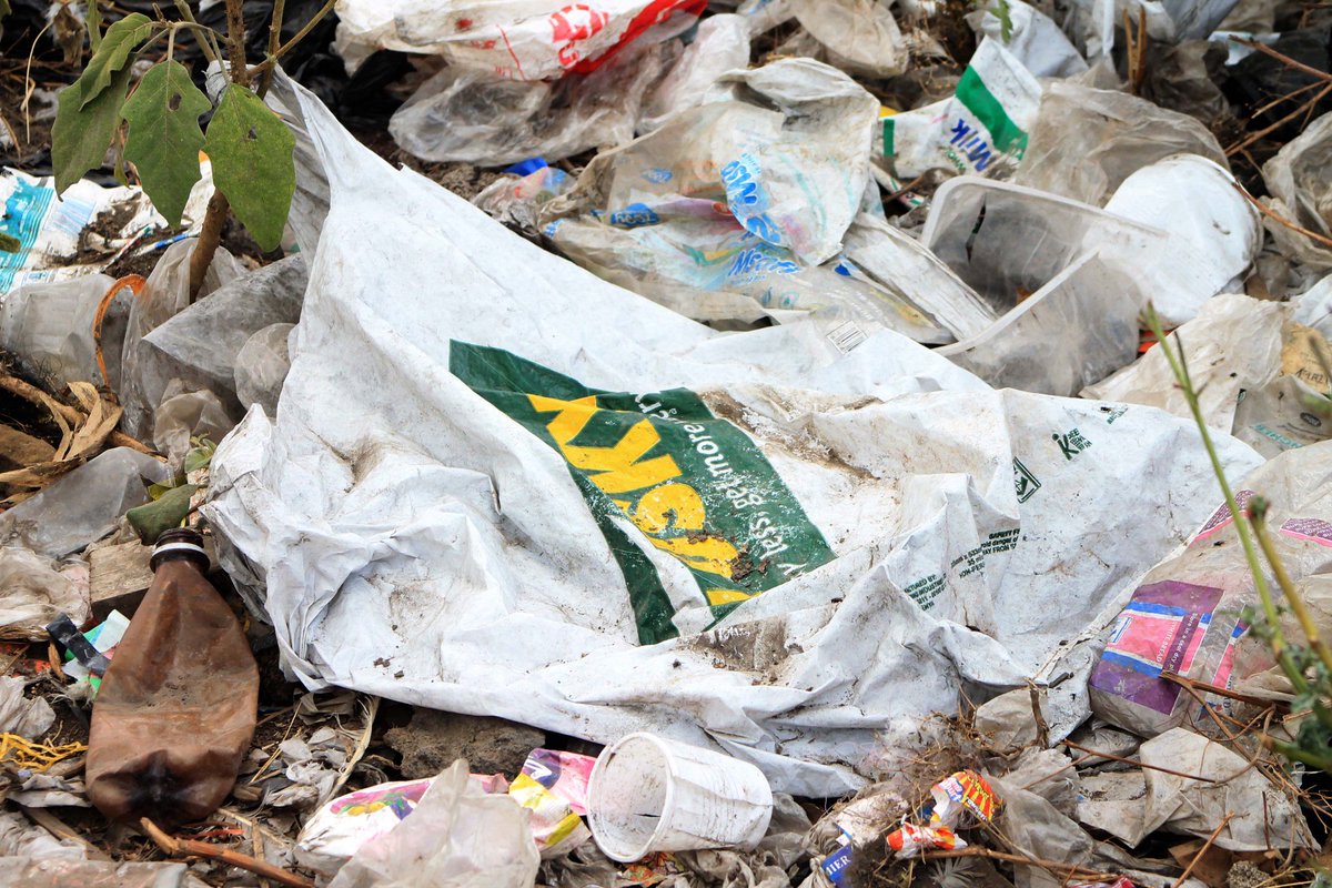 benogeh's tweet photo. When we see discarded plastic bags, bottles, or food packages,we can relate our own use of the same objects to potential consequences. Objects therefore make plastic politics tangible in ways that complex life cycle analyses can't do. @PlasticCleanic @JamesWakibia @IUCN_Plastics https://t.co/yNKkuDuAmK