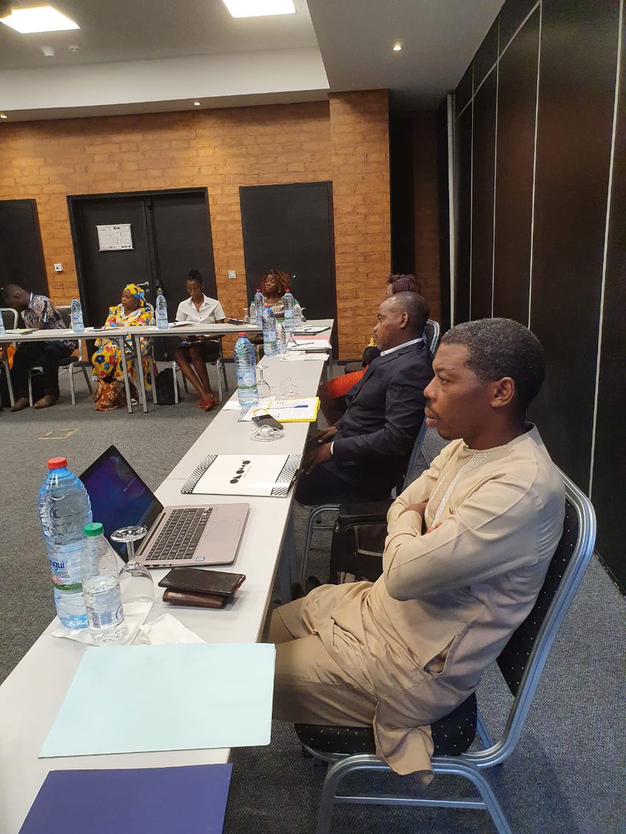 DigaMathieu's tweet image. La famille des CCOM 📲 et gestionnaires de TCP/PAN 🖥️ à nouveau réuni pour une rencontre d&apos;échange 🗣️ et de partage. #PRADEC 

Une occasion de se recycler notamment sur la production et diffusion de #podcast 🎧👂🏽 avec @Nkowa_ #PodcastHubEF