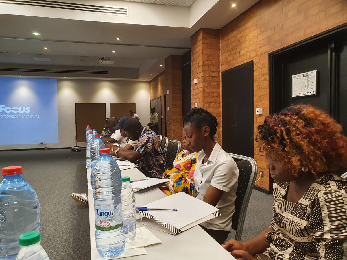 DigaMathieu's tweet image. La famille des CCOM 📲 et gestionnaires de TCP/PAN 🖥️ à nouveau réuni pour une rencontre d&apos;échange 🗣️ et de partage. #PRADEC 

Une occasion de se recycler notamment sur la production et diffusion de #podcast 🎧👂🏽 avec @Nkowa_ #PodcastHubEF