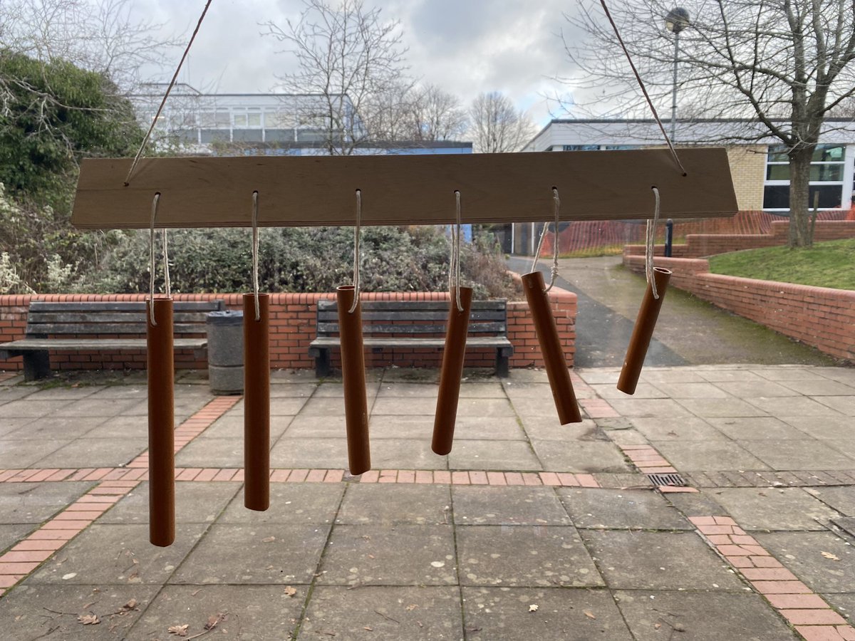 MrsP_SciTech's tweet photo. As far as requests go, wind chimes was an unusual one. For a first attempt, Iβm quite proud of this one! #windchimes #pitch #SciTechLife @aa_science @AlcesterAcademy https://t.co/0TflphNTa4