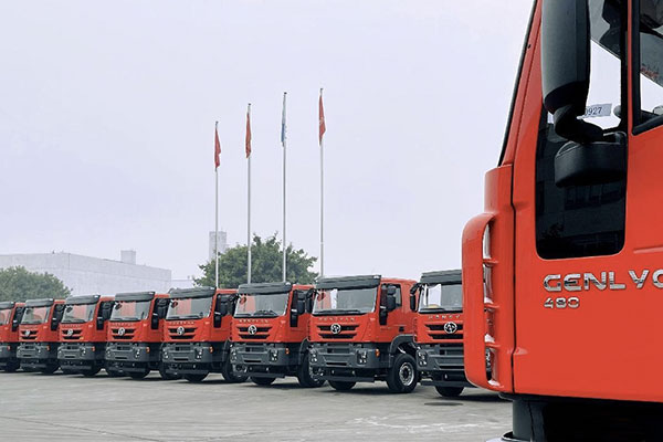 china_truck's tweet photo. 500 #Hongyan Fire Trucks Were Sent to #Kazakhstan
https://t.co/a42UIqx6ln https://t.co/dyyoBNaLgA
