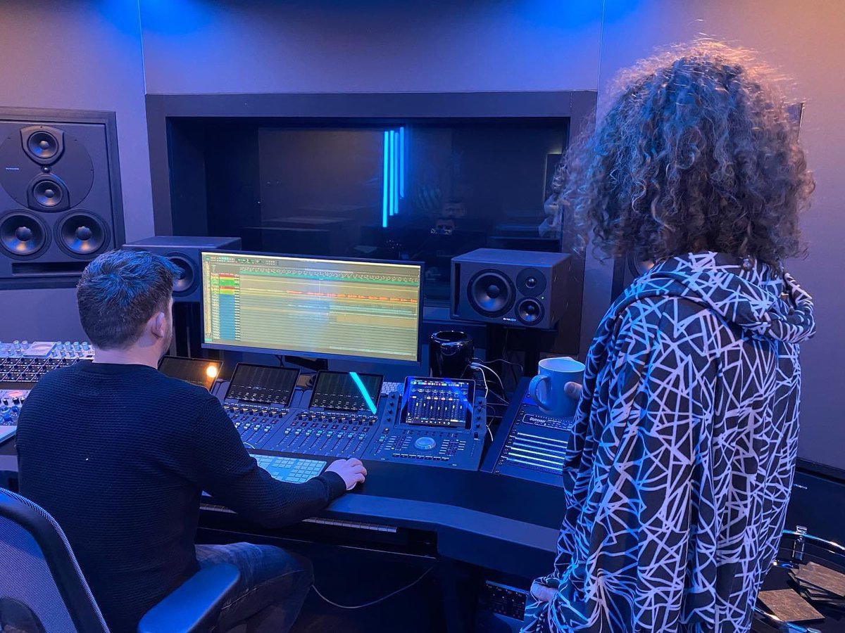 Just over two weeks until my second single ‘Wildfire’ is out. I co wrote this track with my oldest pal <a href="/jessesmithuk/">Jesse Smith</a> and have my other brother <a href="/danwesterndrums/">Dan Western</a> playing the drums on this one. Can’t wait for you to hear it! 
Produced/mixed by the awesome <a href="/LewisChapmanEng/">Lewis Chapman</a>